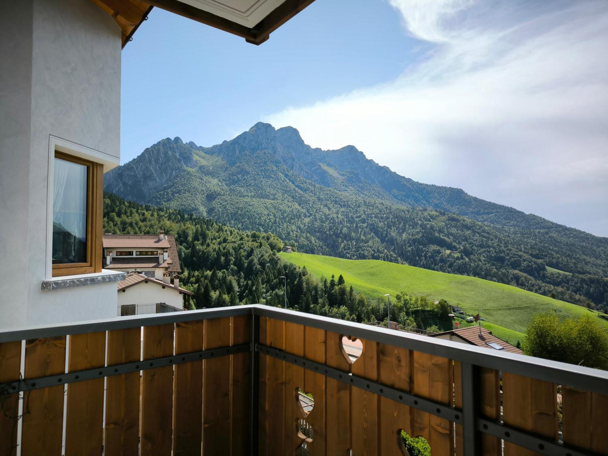 Atelier Della Montagna Bed & Breakfast Zambla Alta Exterior photo